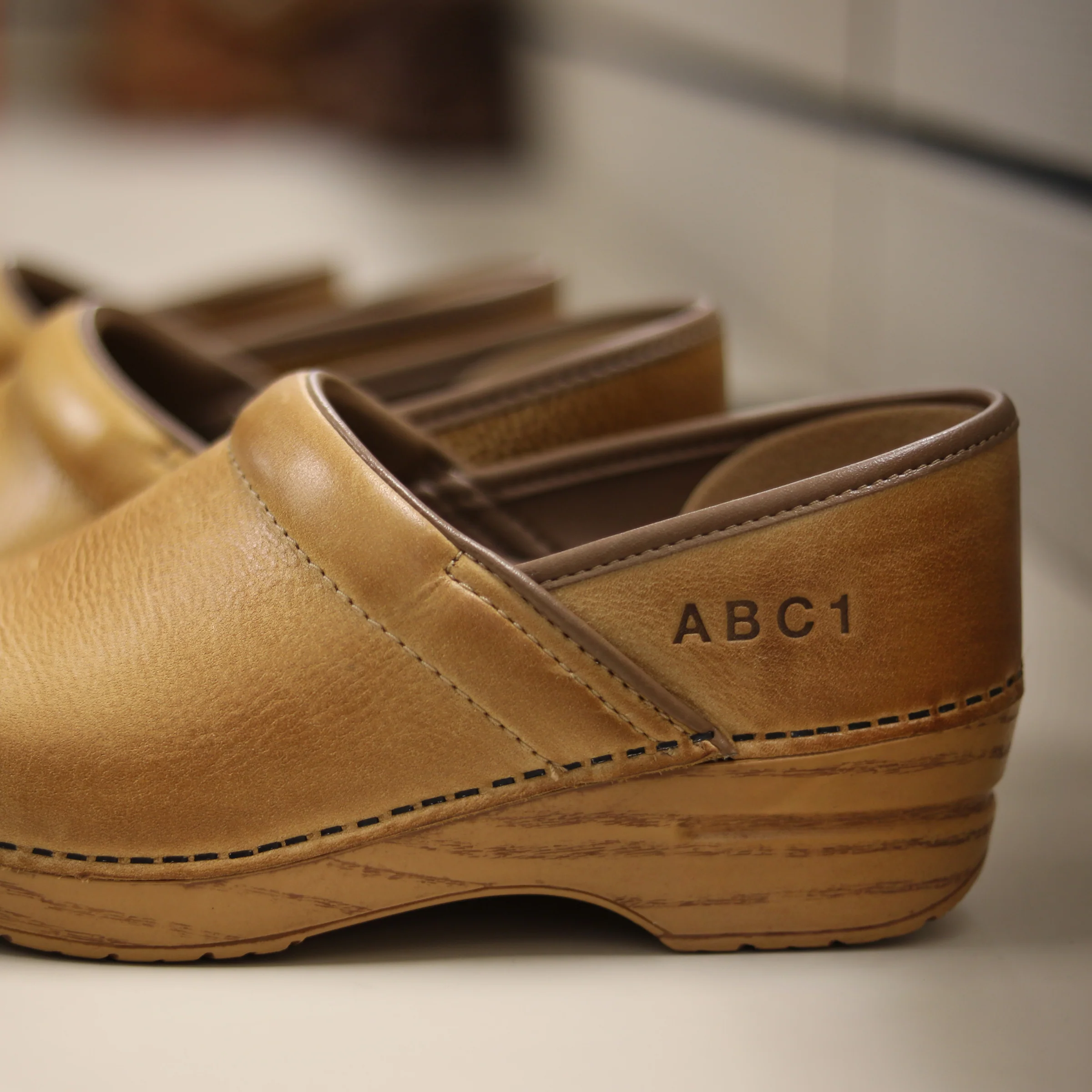 Personalized Wide Pro Antique Brown Oiled - Image 7