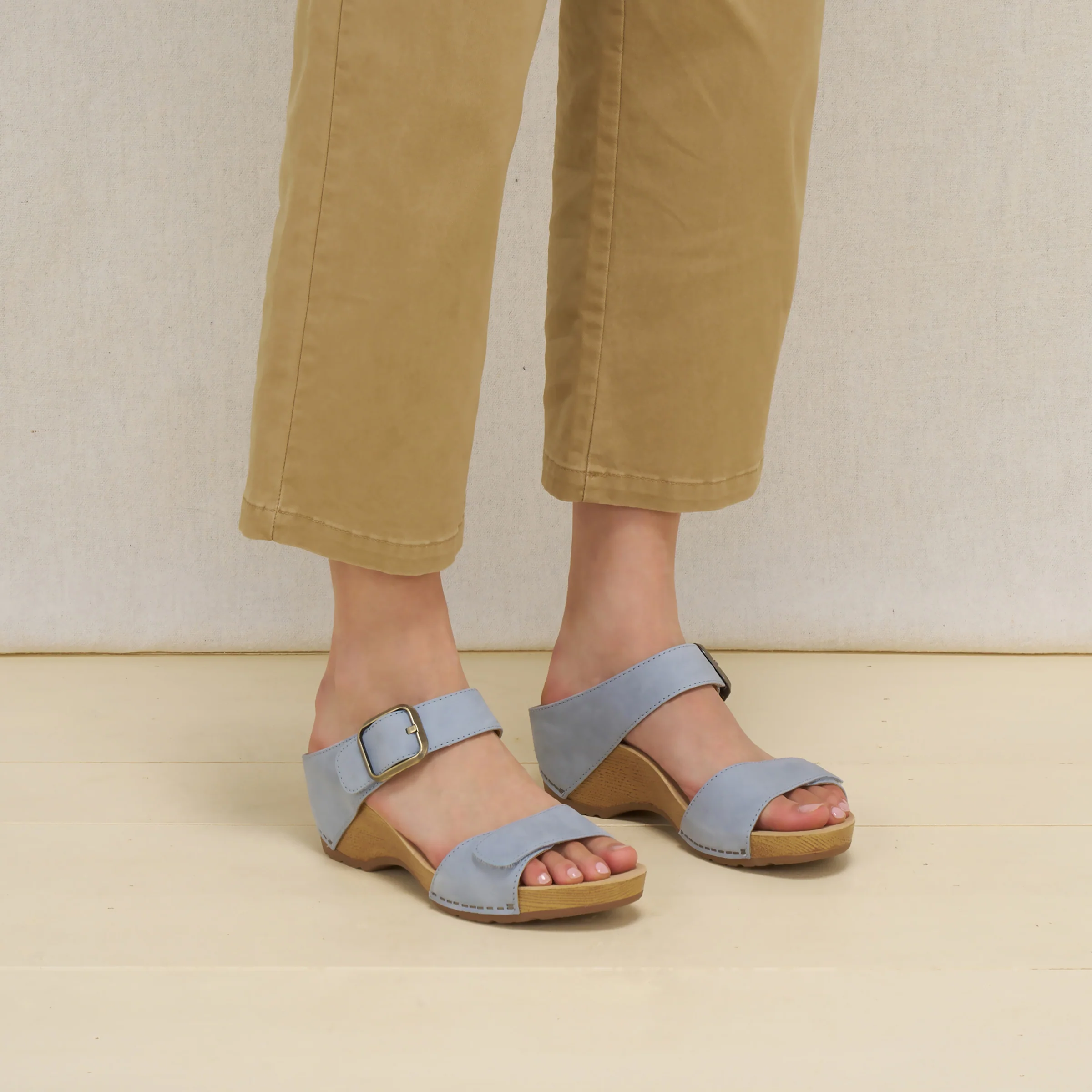 Tanya Sky Nubuck - Image 2
